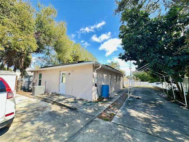 1121 DR MARTIN LUTHER KING JR STREET S, St Petersburg, FL 33705