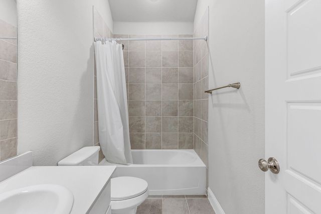 4919 Elizabeth Way, Lone Oak, TX 75453