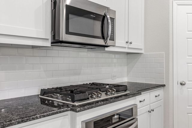 4919 Elizabeth Way, Lone Oak, TX 75453