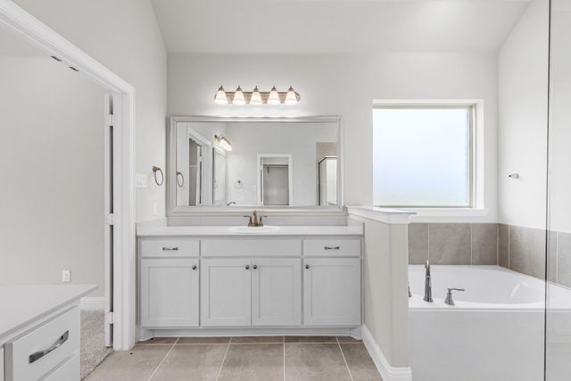 4919 Elizabeth Way, Lone Oak, TX 75453