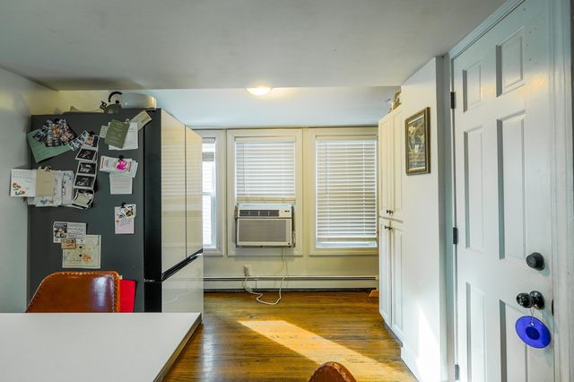 33 Bay View Ave, Winthrop, MA 02152