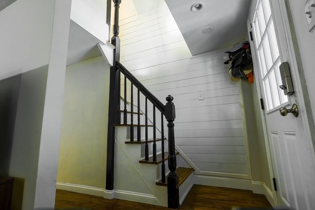 33 Bay View Ave, Winthrop, MA 02152