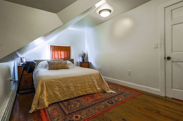 33 Bay View Ave, Winthrop, MA 02152