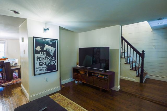 33 Bay View Ave, Winthrop, MA 02152