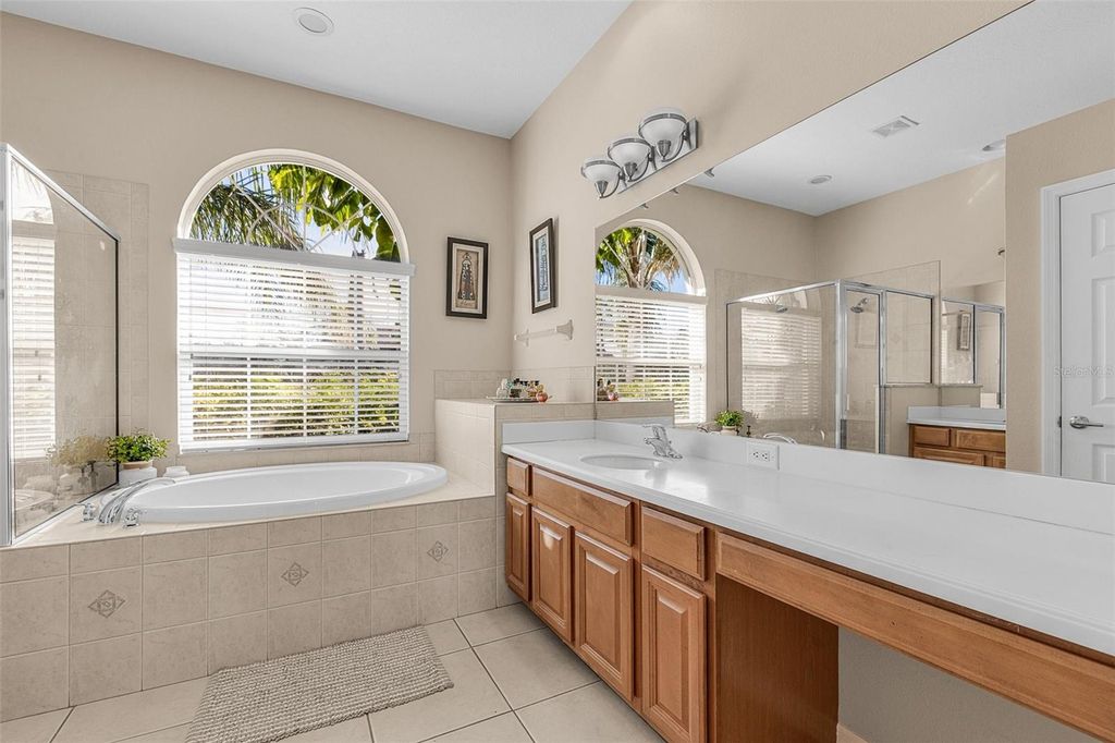 Image 39 of property listing at 4315 70TH AVENUE E, Ellenton, FL 34222
