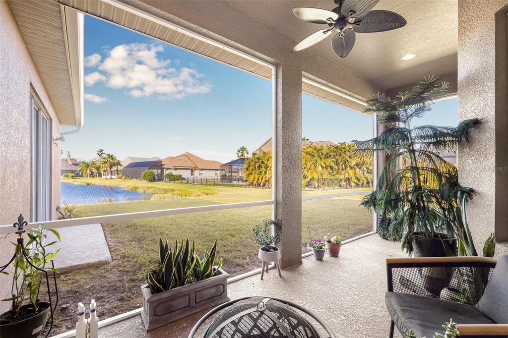 Image 7 of property listing at 4315 70TH AVENUE E, Ellenton, FL 34222