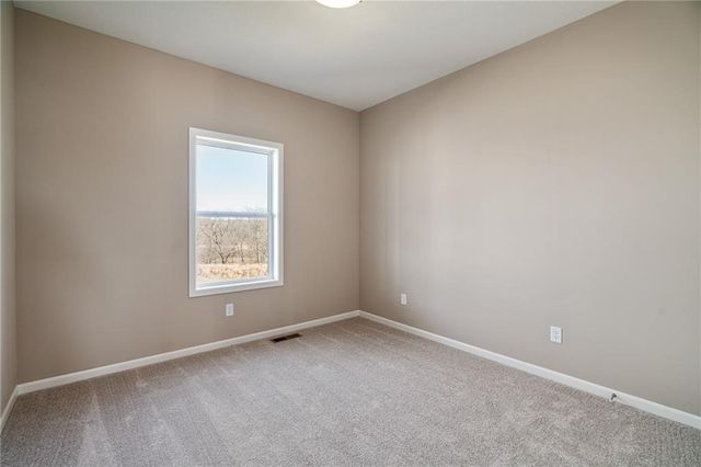 10139 N Winchester Avenue, Kansas City, MO 64156