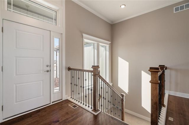 10139 N Winchester Avenue, Kansas City, MO 64156