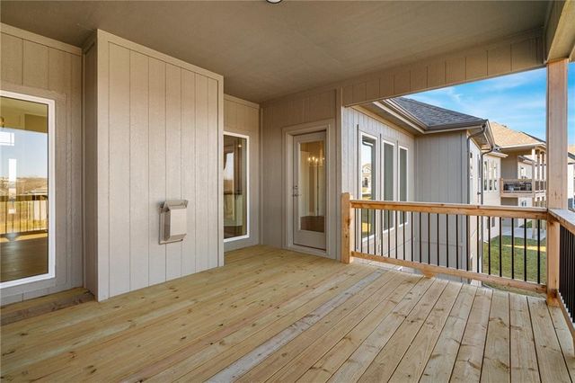 10139 N Winchester Avenue, Kansas City, MO 64156