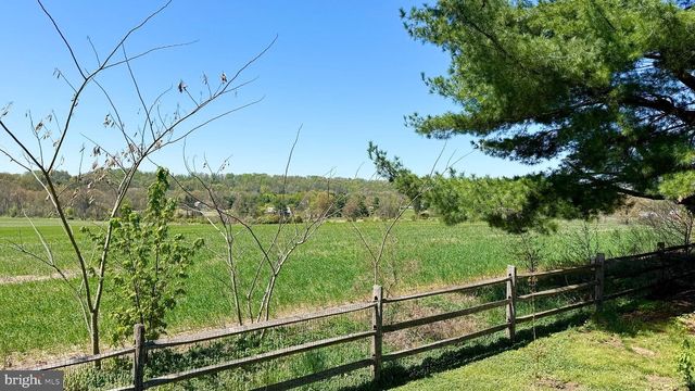 2010 SCHEETZS CHURCH RD, Quakertown, PA 18951
