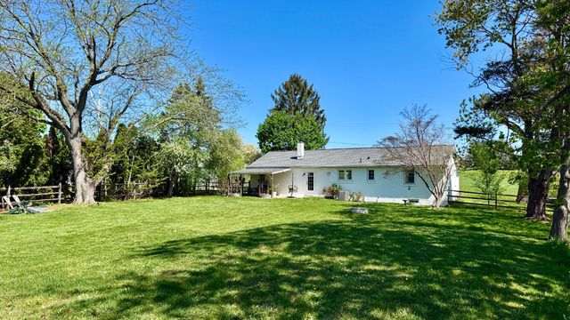2010 SCHEETZS CHURCH RD, Quakertown, PA 18951
