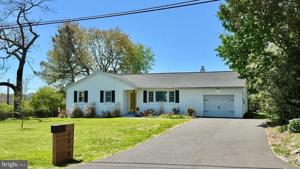 2010 SCHEETZS CHURCH RD, Quakertown, PA 18951