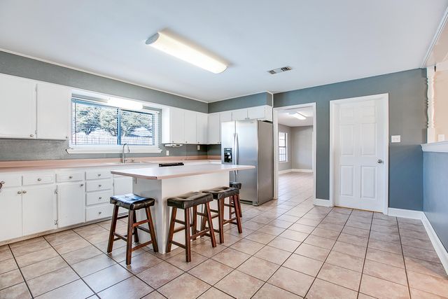102 Loch Lomond Road, San Angelo, TX 76901