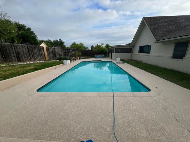 102 Loch Lomond Road, San Angelo, TX 76901
