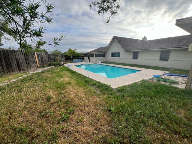 102 Loch Lomond Road, San Angelo, TX 76901