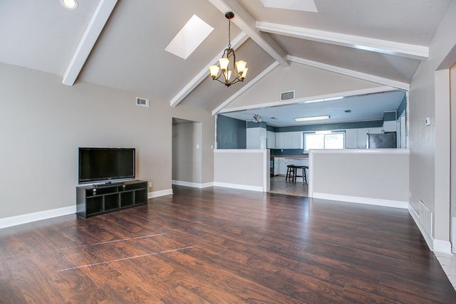 102 Loch Lomond Road, San Angelo, TX 76901