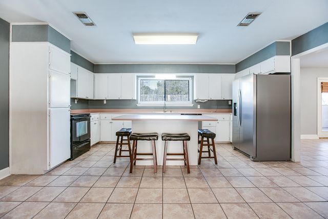 102 Loch Lomond Road, San Angelo, TX 76901