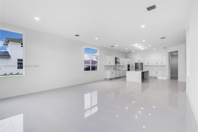 2210 SW 122nd Terrace, Davie, FL 33325