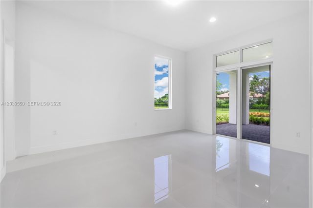 2210 SW 122nd Terrace, Davie, FL 33325
