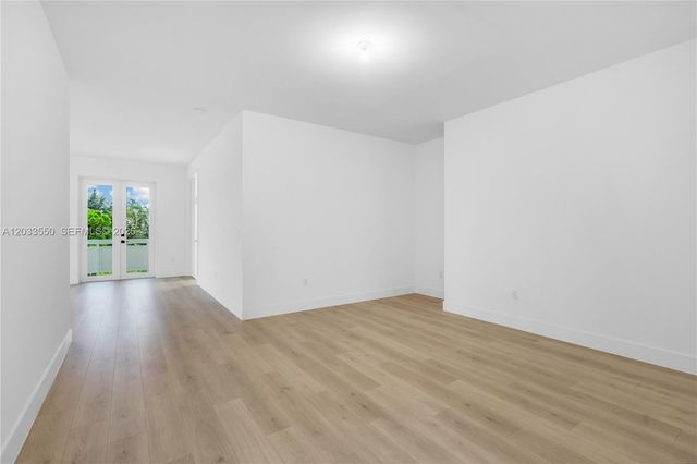 2210 SW 122nd Terrace, Davie, FL 33325