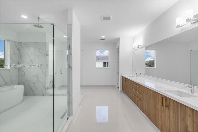 2210 SW 122nd Terrace, Davie, FL 33325