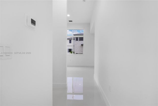 2210 SW 122nd Terrace, Davie, FL 33325