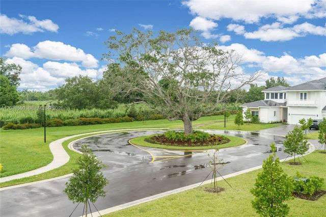 2210 SW 122nd Terrace, Davie, FL 33325