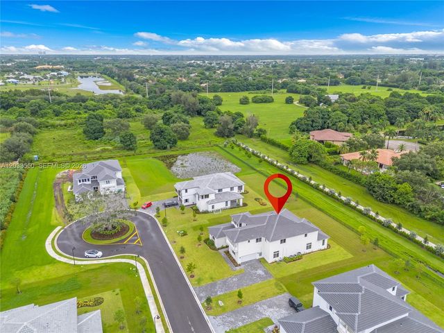 2210 SW 122nd Terrace, Davie, FL 33325