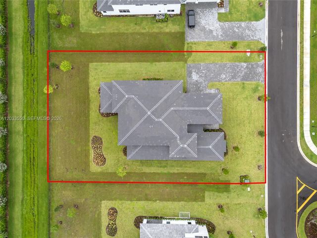 2210 SW 122nd Terrace, Davie, FL 33325