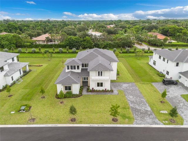 2210 SW 122nd Terrace, Davie, FL 33325