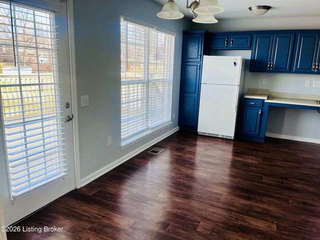 9607 Keeling Ridge Rd, Louisville, KY 40291