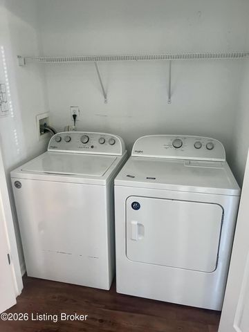 9607 Keeling Ridge Rd, Louisville, KY 40291