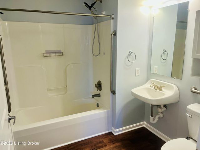 9607 Keeling Ridge Rd, Louisville, KY 40291