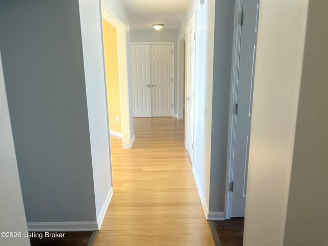 9607 Keeling Ridge Rd, Louisville, KY 40291