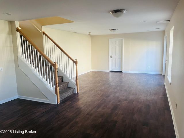 9607 Keeling Ridge Rd, Louisville, KY 40291