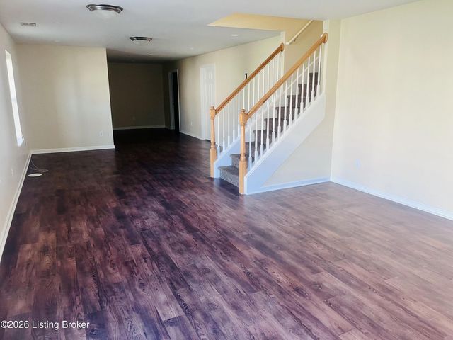 9607 Keeling Ridge Rd, Louisville, KY 40291