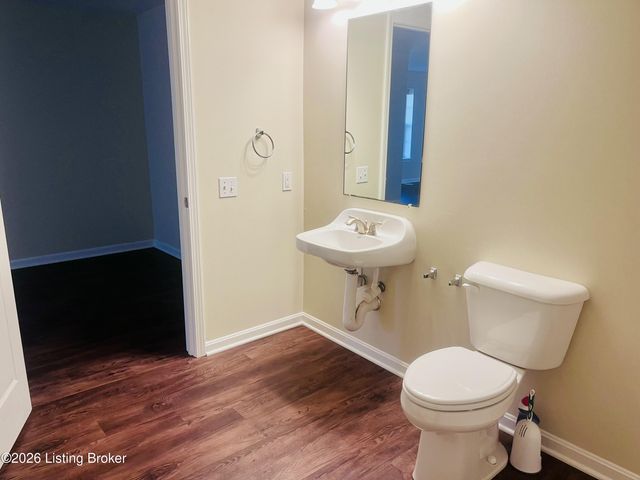 9607 Keeling Ridge Rd, Louisville, KY 40291