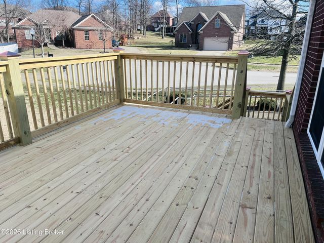 9607 Keeling Ridge Rd, Louisville, KY 40291