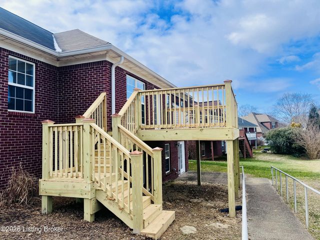 9607 Keeling Ridge Rd, Louisville, KY 40291