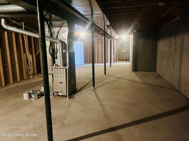 9607 Keeling Ridge Rd, Louisville, KY 40291