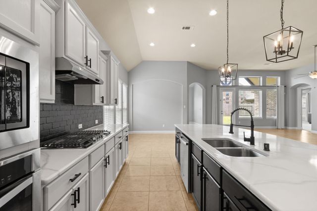 12426 Cumberland Drive, Texas City, TX 77568