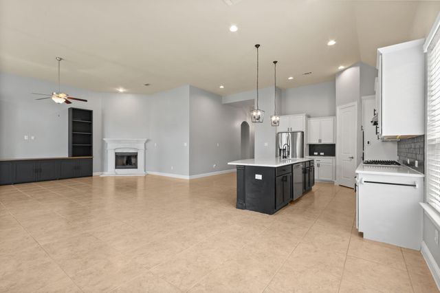 12426 Cumberland Drive, Texas City, TX 77568