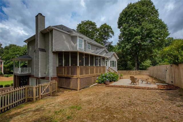 4697 Woodstone Lane, Peachtree Corners, GA 30096