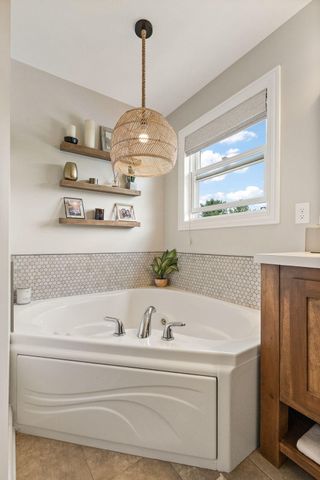 9491 Shelby Lane, Crown Point, IN 46307
