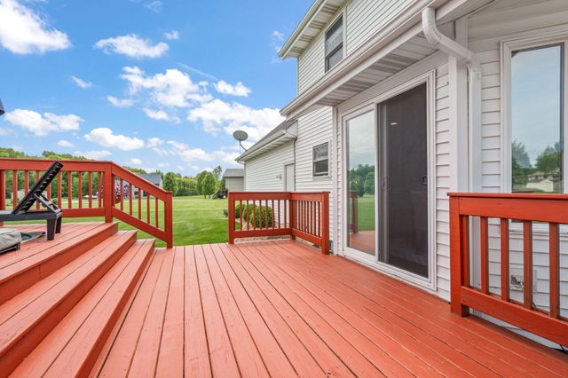 9491 Shelby Lane, Crown Point, IN 46307