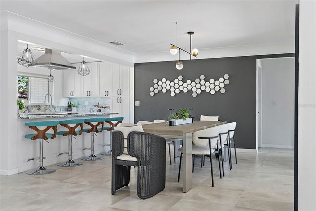 4149 38TH STREET S, St Petersburg, FL 33711