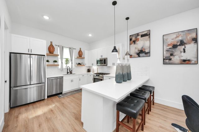 4806 Cochran Street, Houston, TX 77009