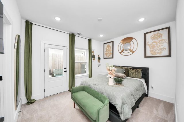 4806 Cochran Street, Houston, TX 77009