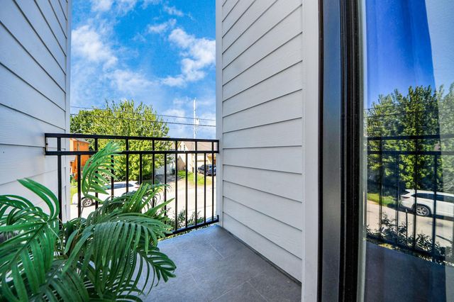 4806 Cochran Street, Houston, TX 77009