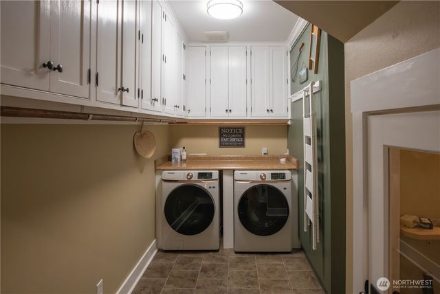 953 Henry Boyd Road, Port Angeles, WA 98362